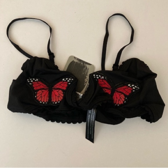 Urban Outfitters Triangle Bra Small BNWT - Picture 1 of 4